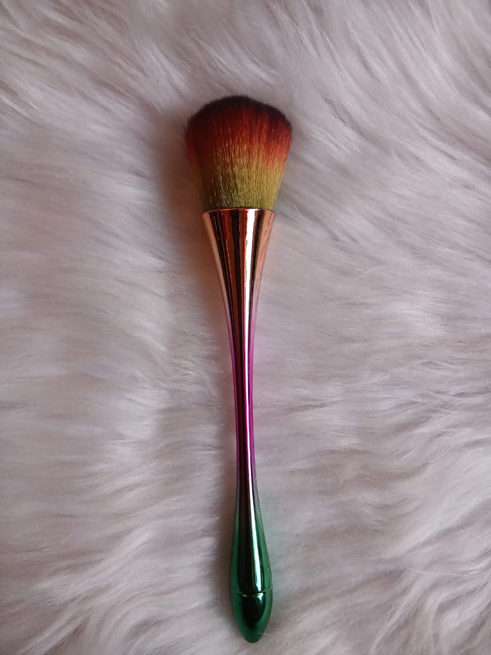 Nail dust brush