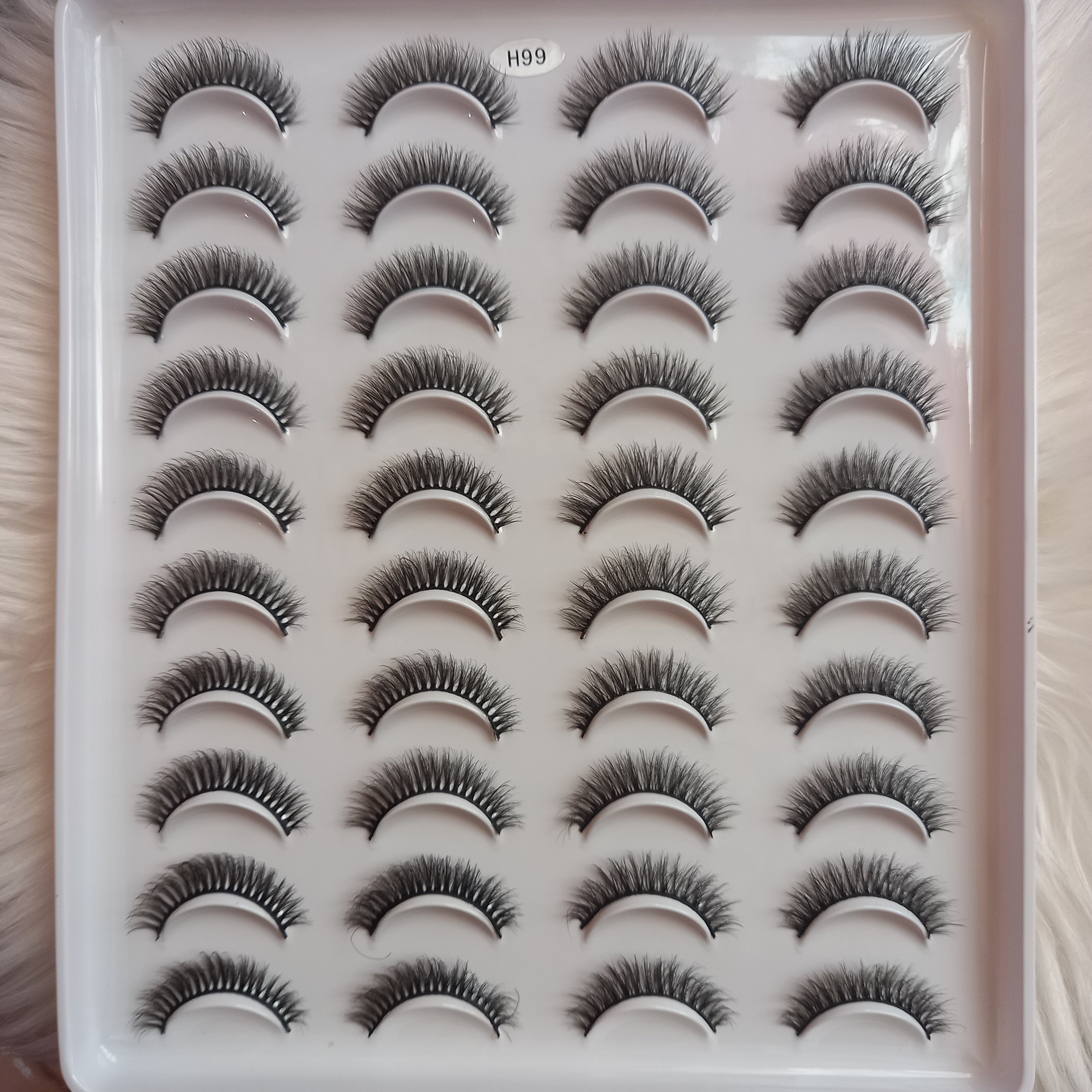 20 Pair Eyelash Pack - H99