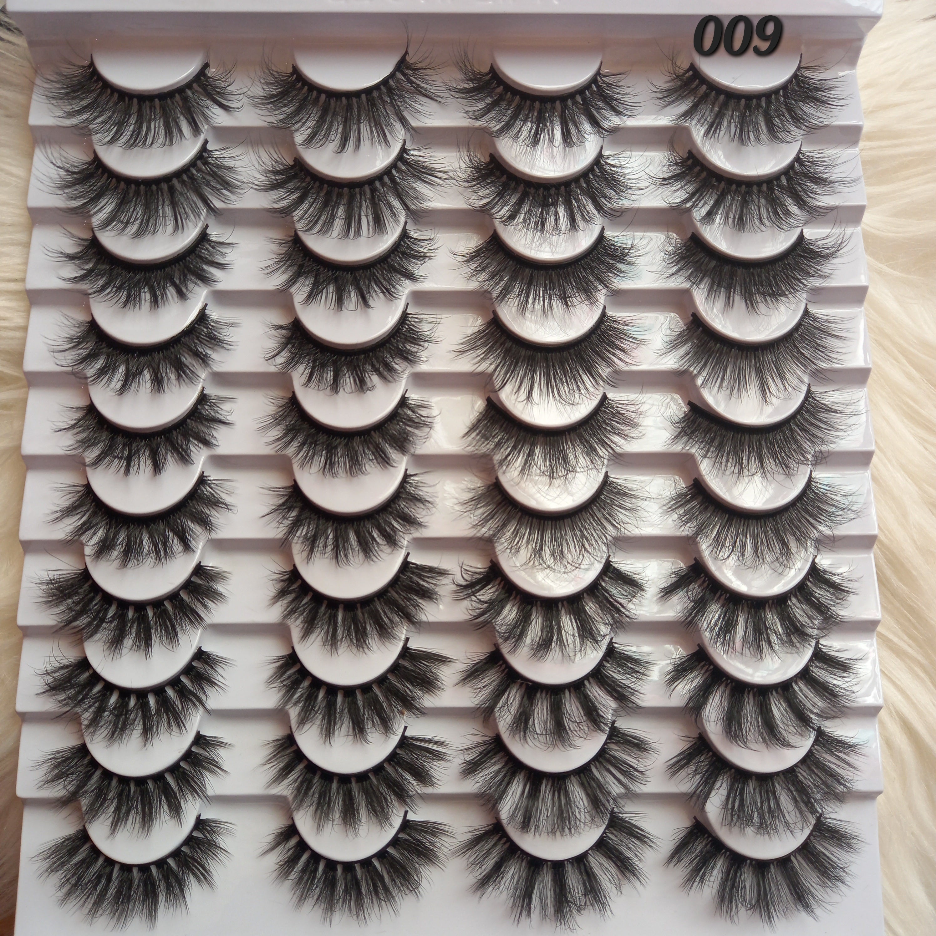 20 Pair Eyelash Pack - 009