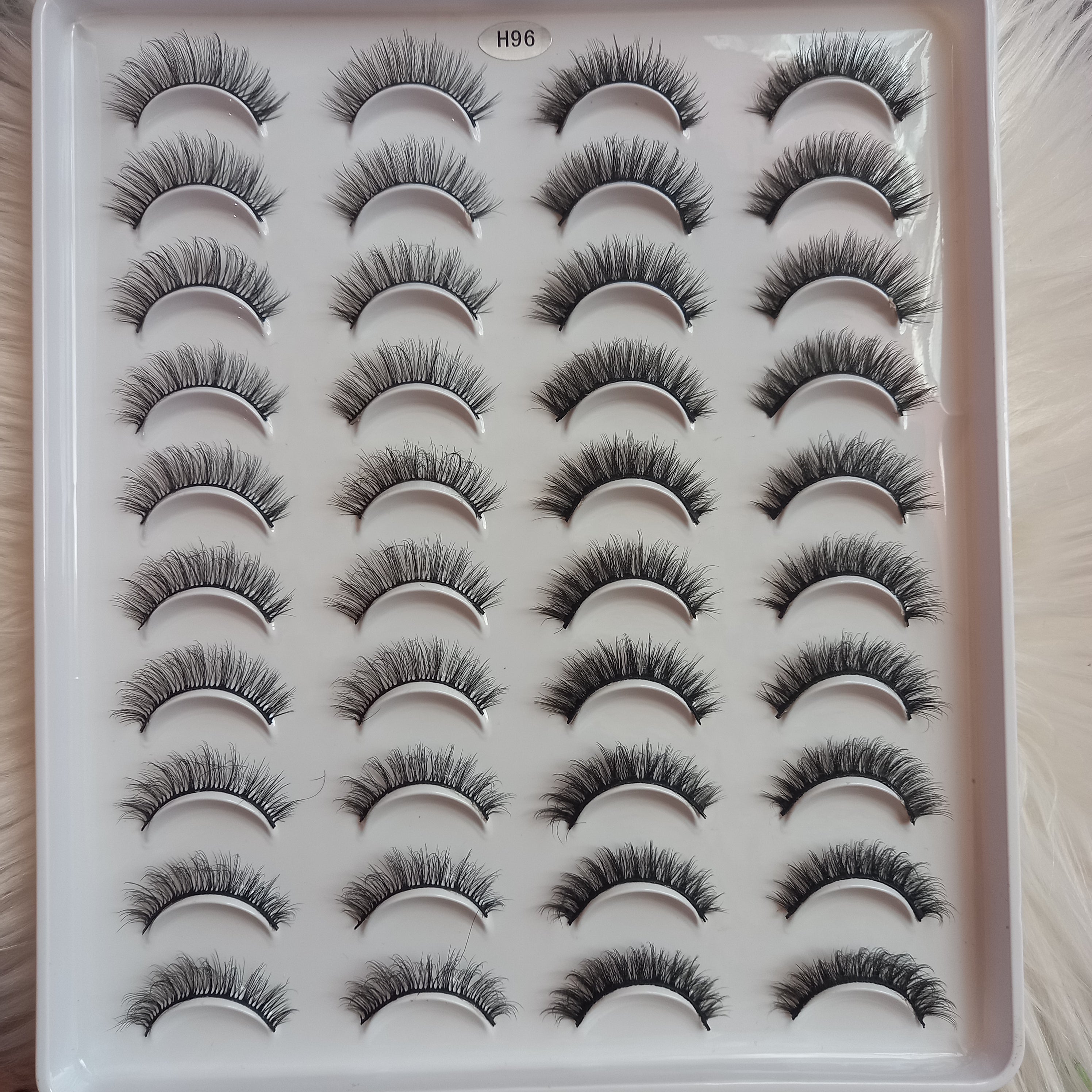 20 Pair Eyelash Pack - H96