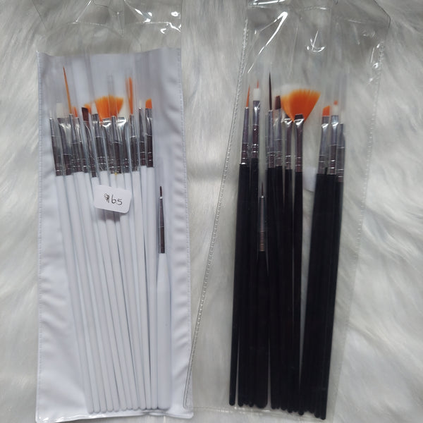 Nail art brushes