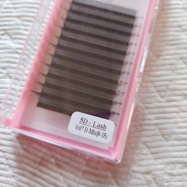 5D/7D Clover lashes