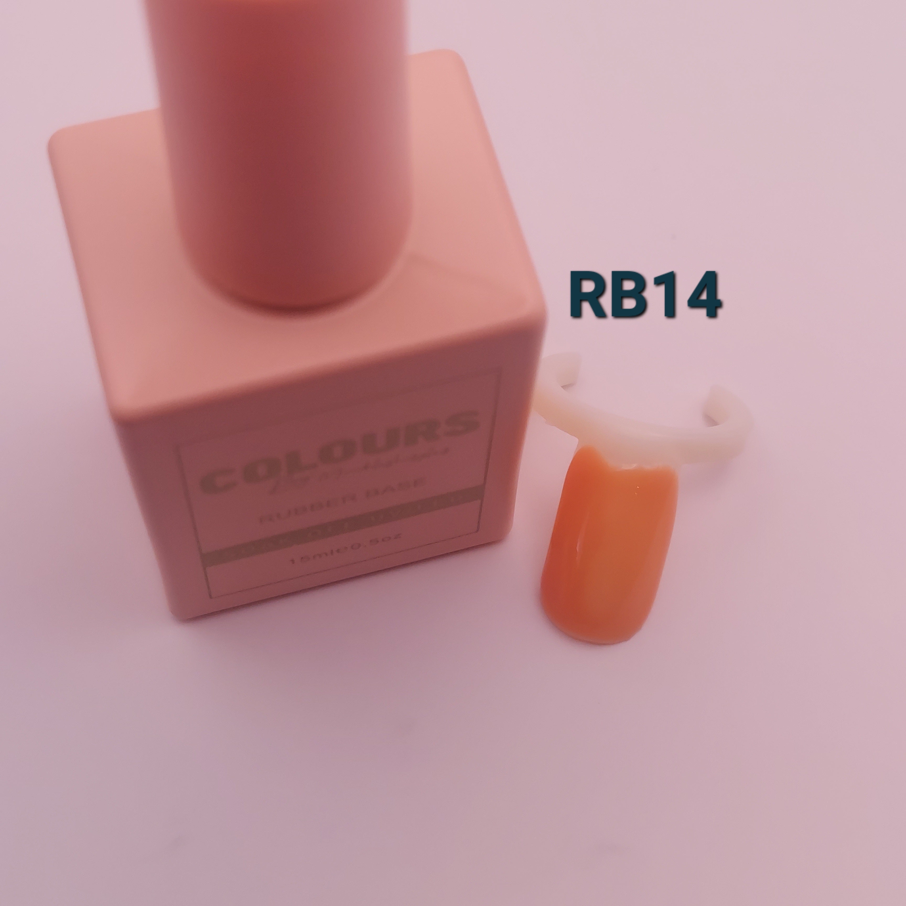 Rubber base gel polish (color may vary because of lighting)