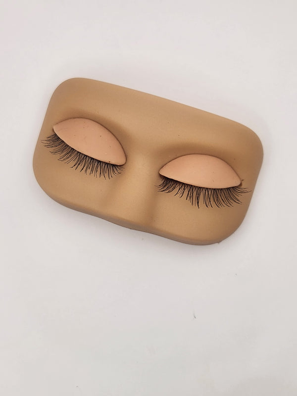 Eyelash mannequin