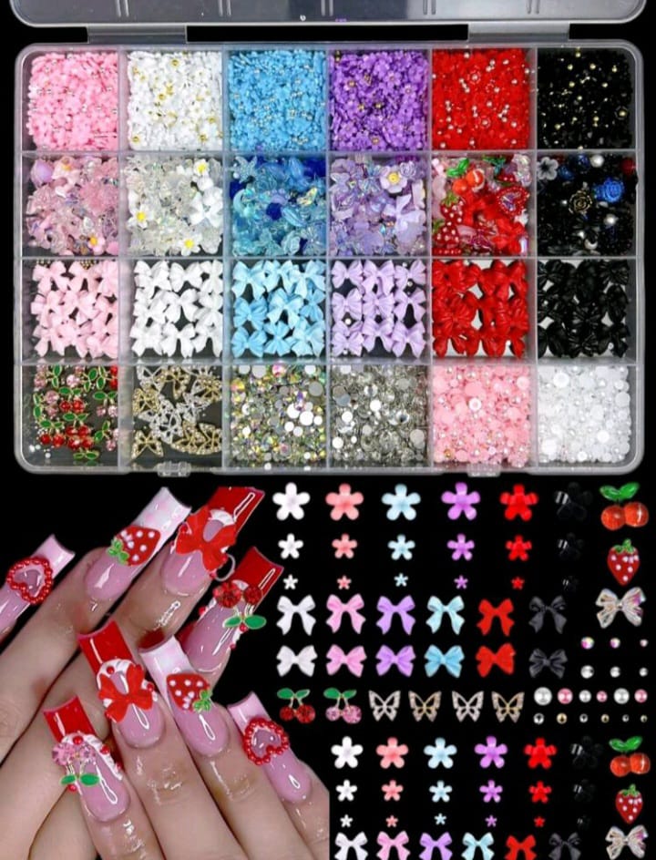 Mixed charm tray