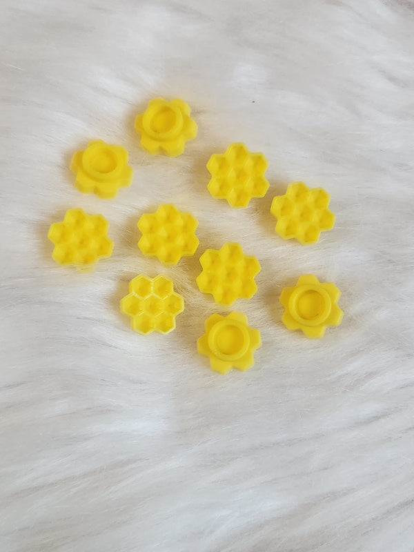 Honeycomb glue holder