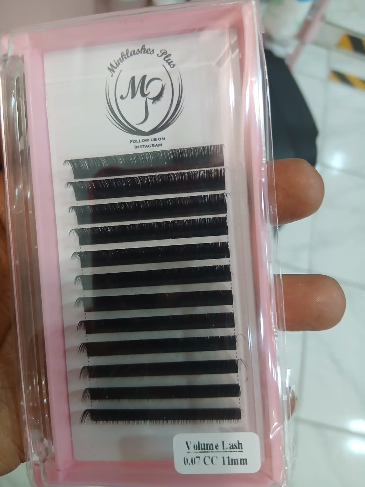 Volume lash (same length)