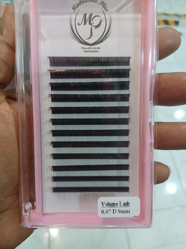 Volume lash (same length)