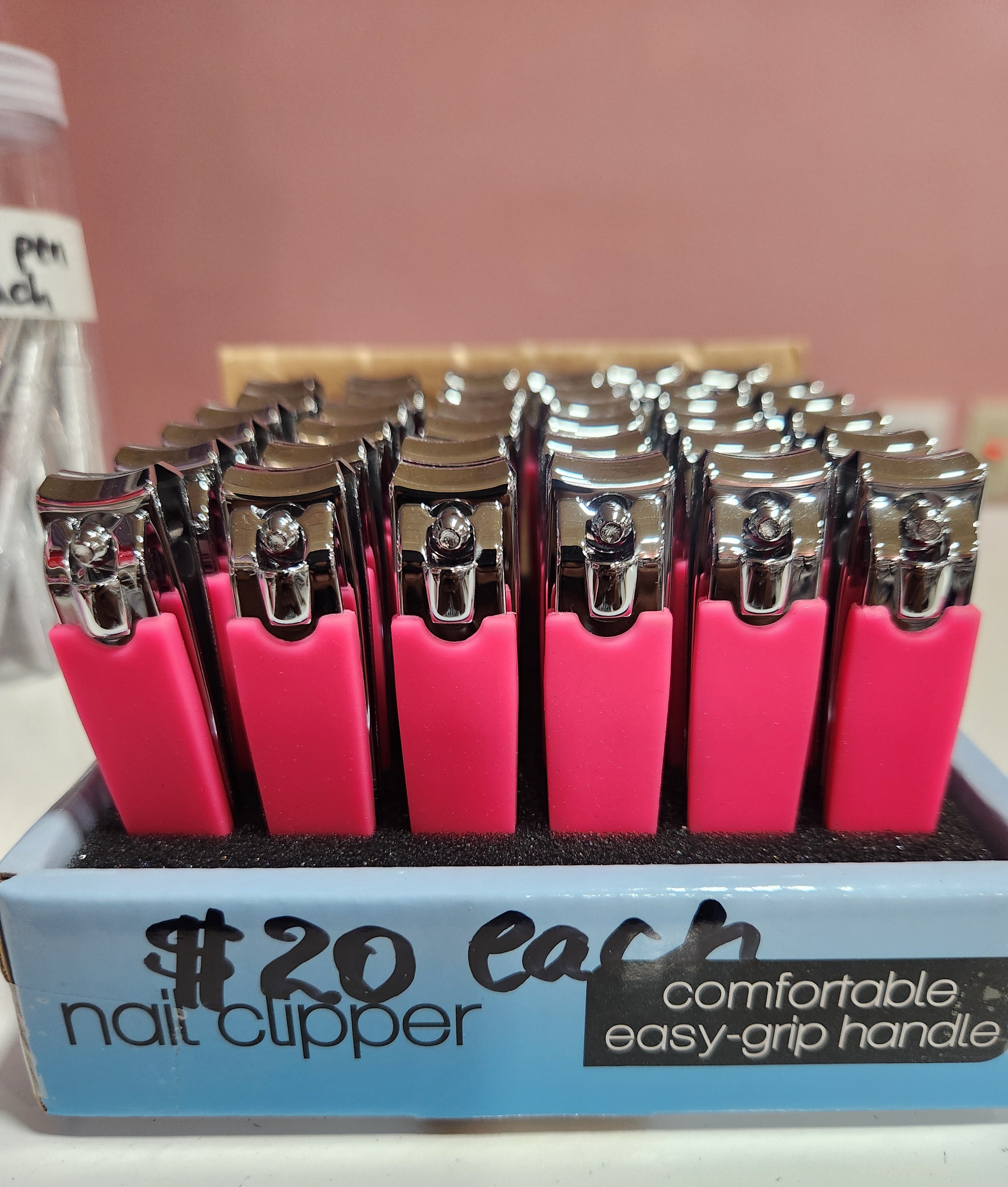 Nail clipper