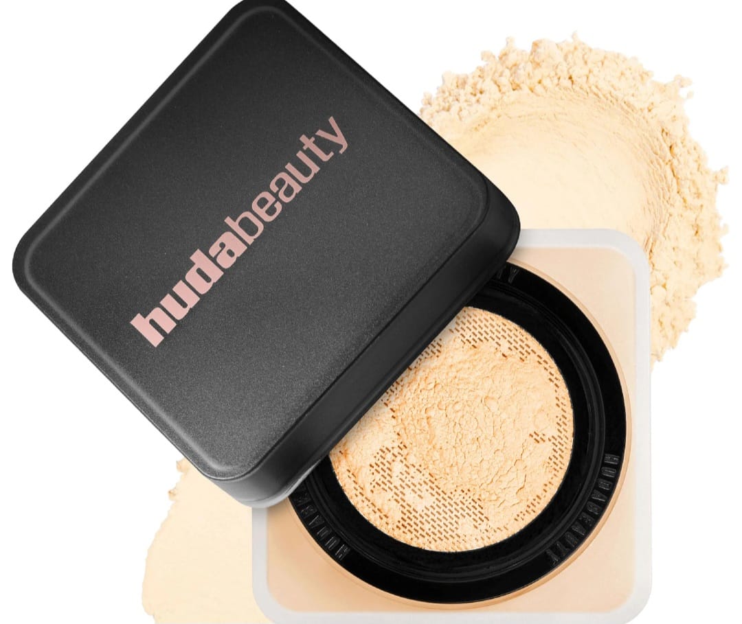 Huda Beauty Easy Bake setting powder