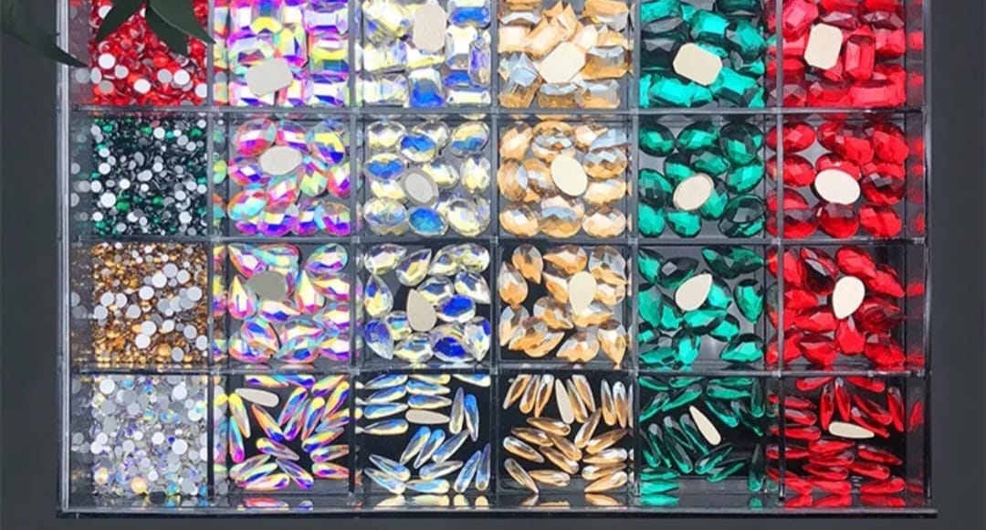 Rhinestone tray