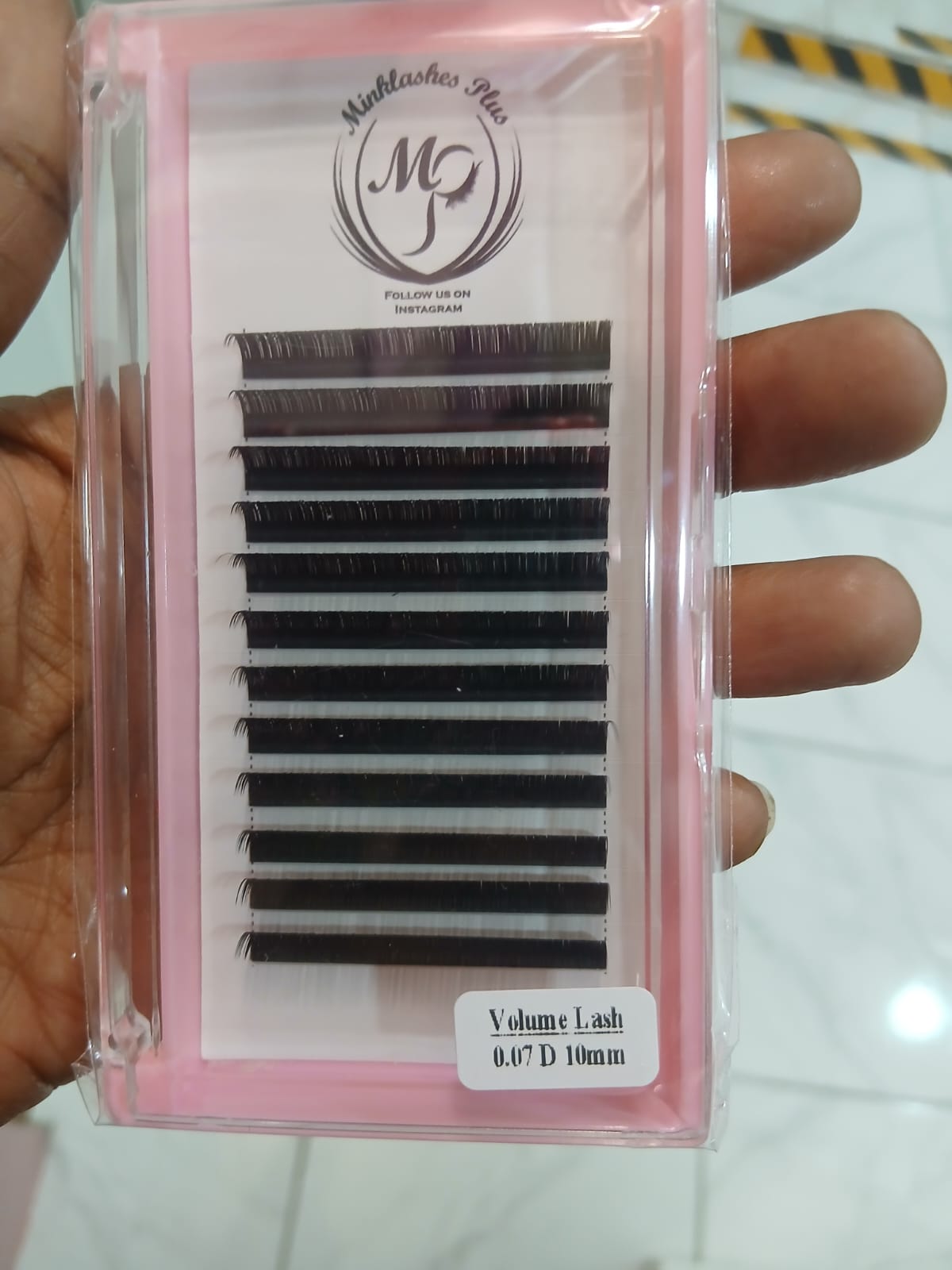 Volume lash (same length)